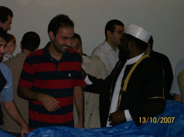 eidalfitratmanbsaintjohnmosque200723.jpg