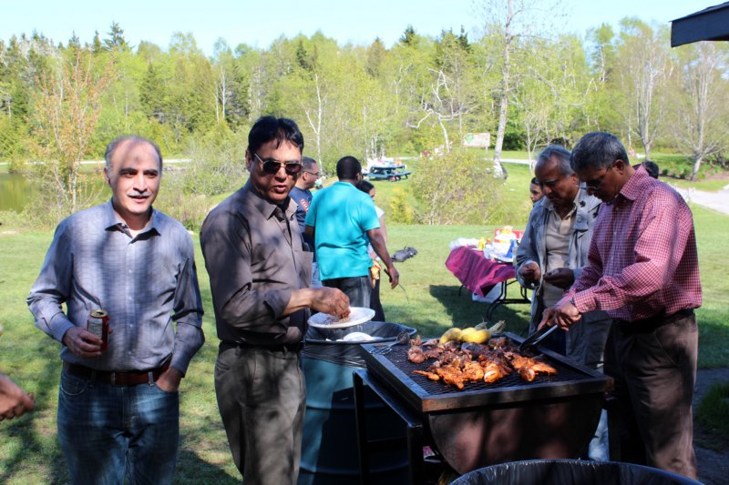manbpotluckbbq1june20144.jpg